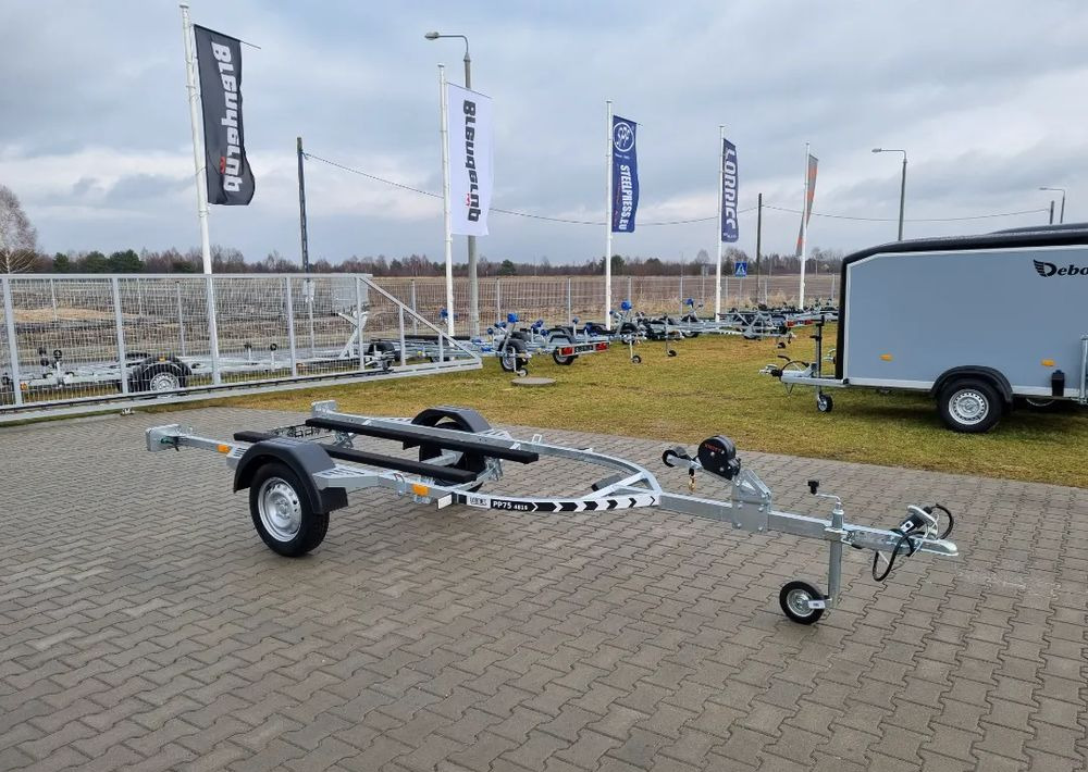 Lorries Lorries PP75-4816 - مقطورة القارب: صورة 1 Lorries Lorries PP75-4816 - مقطورة القارب: صورة 1