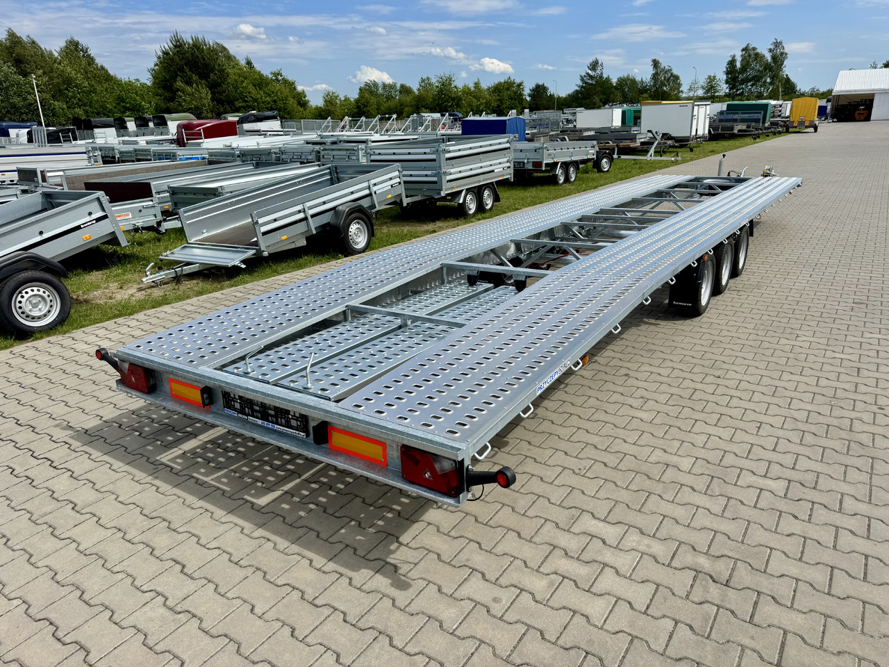 NIEWIADÓW Indiana 9m x 2.1 m | 3.5T - مقطورة شحن نقل السيارات: صورة 5 NIEWIADÓW Indiana 9m x 2.1 m | 3.5T - مقطورة شحن نقل السيارات: صورة 5