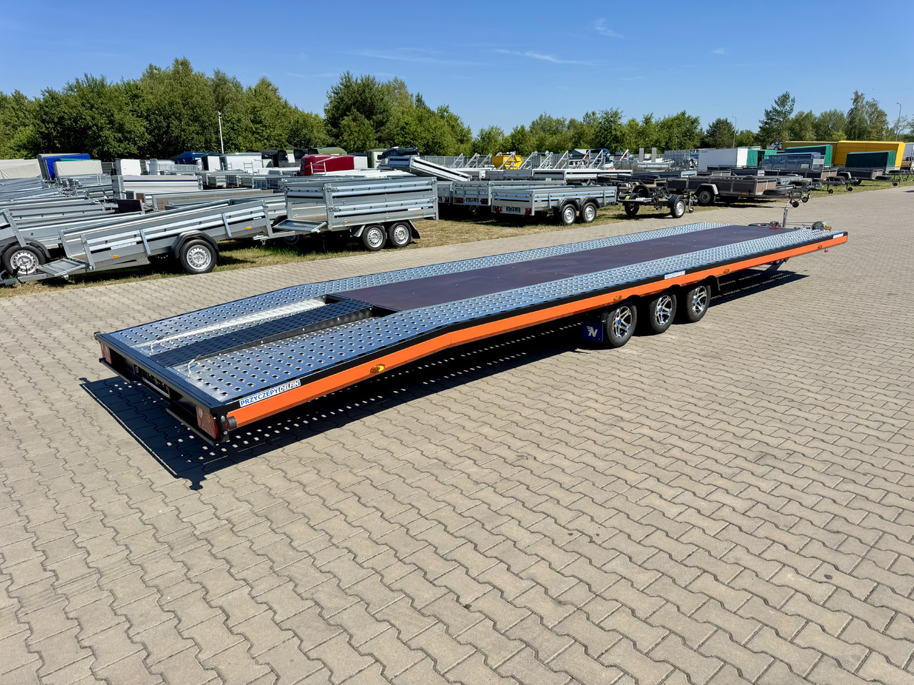 NIEWIADÓW Indiana Premium Color 850 x 210 cm | 3500 kg - مقطورة شحن نقل السيارات: صورة 4 NIEWIADÓW Indiana Premium Color 850 x 210 cm | 3500 kg - مقطورة شحن نقل السيارات: صورة 4