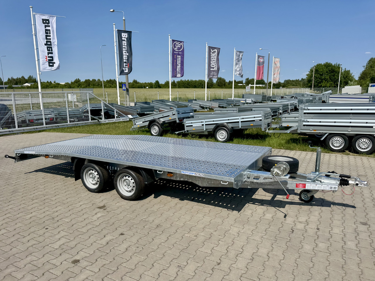 NIEWIADÓW Jupiter 4.5 - 450 x 210 cm / 2700 kg - مقطورة شحن نقل السيارات: صورة 1 NIEWIADÓW Jupiter 4.5 - 450 x 210 cm / 2700 kg - مقطورة شحن نقل السيارات: صورة 1