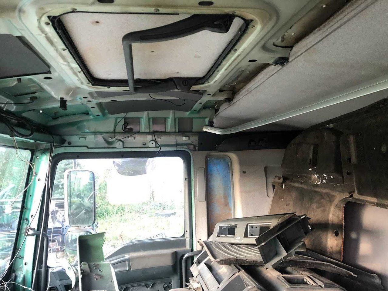 Kabina niska do MAN TGA , 2007 r - كابينة - شاحنة: صورة 5 Kabina niska do MAN TGA , 2007 r - كابينة - شاحنة: صورة 5