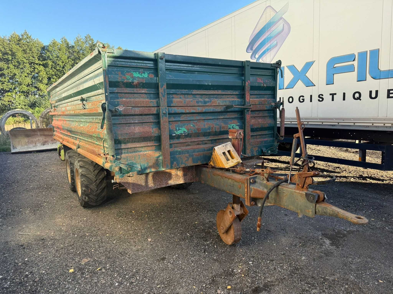 Przyczepa tandem wywrotka 3-stronna ,resory , Reisch , DMC 8 t.,1999 r - المقطورة الزراعية: صورة 2 Przyczepa tandem wywrotka 3-stronna ,resory , Reisch , DMC 8 t.,1999 r - المقطورة الزراعية: صورة 2