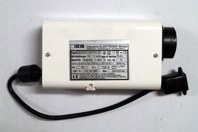 IEB 90587858 | IEB charger EFG 230 G 24/12 B65-FP02 WR 24V12,6A 220V 50/60Hz fro - بطارية - معدات المناولة: صورة 1 IEB 90587858 | IEB charger EFG 230 G 24/12 B65-FP02 WR 24V12,6A 220V 50/60Hz fro - بطارية - معدات المناولة: صورة 1