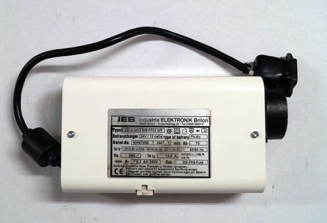 IEB 90587858 | IEB charger EFG 230 G 24/12 B65-FP02 WR 24V12,6A 220V 50/60Hz fro - بطارية - معدات المناولة: صورة 1 IEB 90587858 | IEB charger EFG 230 G 24/12 B65-FP02 WR 24V12,6A 220V 50/60Hz fro - بطارية - معدات المناولة: صورة 1