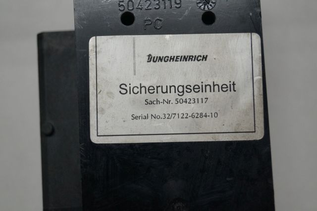 Jungheinrich 50423117 | zekeringkast voor ETV vanaf bj 11 tot 13 fusebox for ETV zekeringkast voor ETV vanaf bj 11 tot 13 fusebox for ETV from year 11 till 13 - فيوز - معدات المناولة: صورة 2 Jungheinrich 50423117 | zekeringkast voor ETV vanaf bj 11 tot 13 fusebox for ETV zekeringkast voor ETV vanaf bj 11 tot 13 fusebox for ETV from year 11 till 13 - فيوز - معدات المناولة: صورة 2