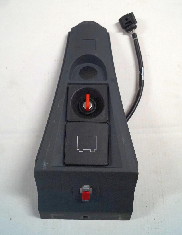 Jungheinrich 51143156 | Instrument hood including LED display 51295713 key swit - لوحة القيادة - معدات المناولة: صورة 1 Jungheinrich 51143156 | Instrument hood including LED display 51295713 key swit - لوحة القيادة - معدات المناولة: صورة 1