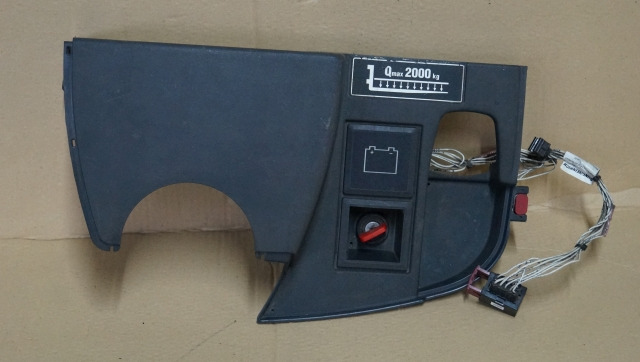 Jungheinrich 51212750 | Dashboard including ignition switch and LED battery indi - لوحة القيادة - معدات المناولة: صورة 1 Jungheinrich 51212750 | Dashboard including ignition switch and LED battery indi - لوحة القيادة - معدات المناولة: صورة 1