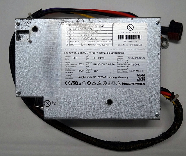 Jungheinrich 51871342 | build in charger 24V/30A 100-300Ah sn. SR0X0002524 - النظام الكهربائي - معدات المناولة: صورة 1 Jungheinrich 51871342 | build in charger 24V/30A 100-300Ah sn. SR0X0002524 - النظام الكهربائي - معدات المناولة: صورة 1