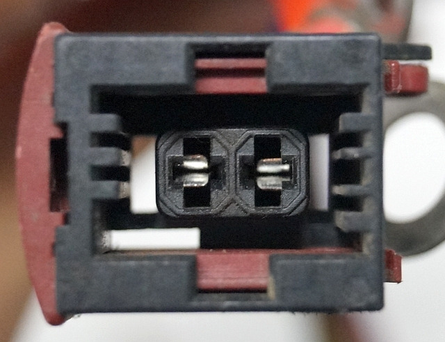 Jungheinrich 51871342 | build in charger 24V/30A 100-300Ah sn. SR0X0002524 - النظام الكهربائي - معدات المناولة: صورة 4 Jungheinrich 51871342 | build in charger 24V/30A 100-300Ah sn. SR0X0002524 - النظام الكهربائي - معدات المناولة: صورة 4