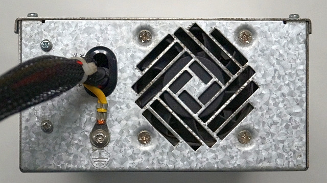 Jungheinrich 51871342 | build in charger 24V/30A 100-300Ah sn. SR0X0002524 - النظام الكهربائي - معدات المناولة: صورة 3 Jungheinrich 51871342 | build in charger 24V/30A 100-300Ah sn. SR0X0002524 - النظام الكهربائي - معدات المناولة: صورة 3