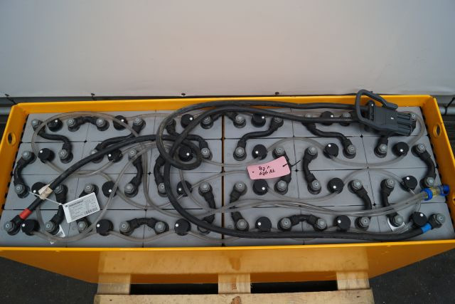 Jungheinrich unknown | Battery 48V775Ah 05-EPZS775SC Year 2024 weight 1135 kg sn - بطارية - معدات المناولة: صورة 3 Jungheinrich unknown | Battery 48V775Ah 05-EPZS775SC Year 2024 weight 1135 kg sn - بطارية - معدات المناولة: صورة 3