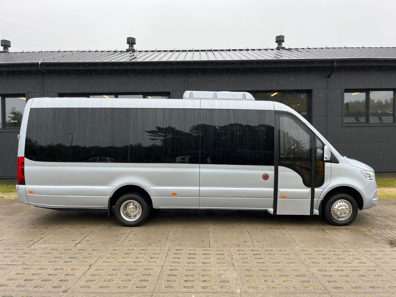 Mercedes-Benz Sprinter 519 TRANSFER XL / 22+1+1 / ON STOCK!!! Mercedes-Benz Sprinter 519 TOURIST XL / 21 to 24 Seats /NEW! - حافلة صغيرة, ميكروباص: صورة 3 Mercedes-Benz Sprinter 519 TRANSFER XL / 22+1+1 / ON STOCK!!! Mercedes-Benz Sprinter 519 TOURIST XL / 21 to 24 Seats /NEW! - حافلة صغيرة, ميكروباص: صورة 3
