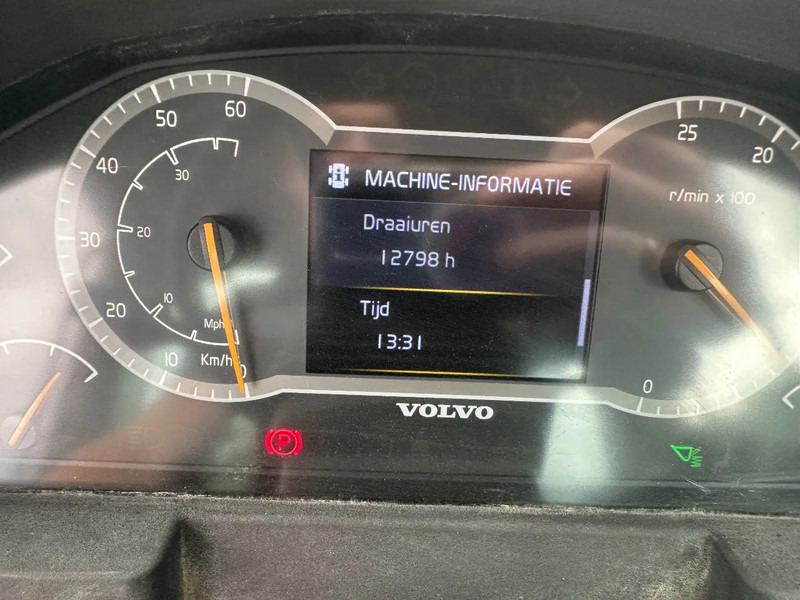 اللودر بعجل Volvo L120 H: صورة 20