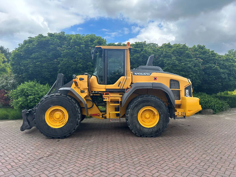 Volvo L120 H - اللودر بعجل: صورة 1 Volvo L120 H - اللودر بعجل: صورة 1