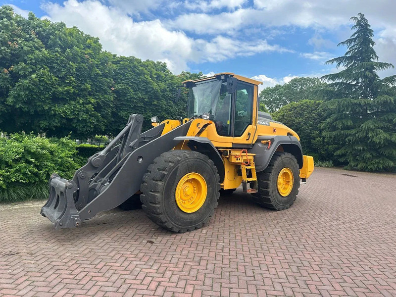 Volvo L120 H - اللودر بعجل: صورة 2 Volvo L120 H - اللودر بعجل: صورة 2