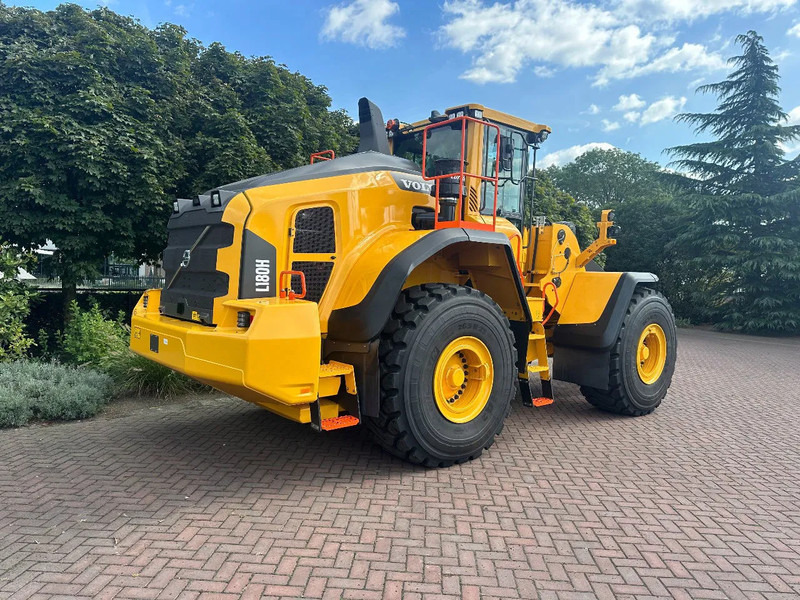 Volvo L180 H UNUSED 3-units availlable - اللودر بعجل: صورة 4 Volvo L180 H UNUSED 3-units availlable - اللودر بعجل: صورة 4
