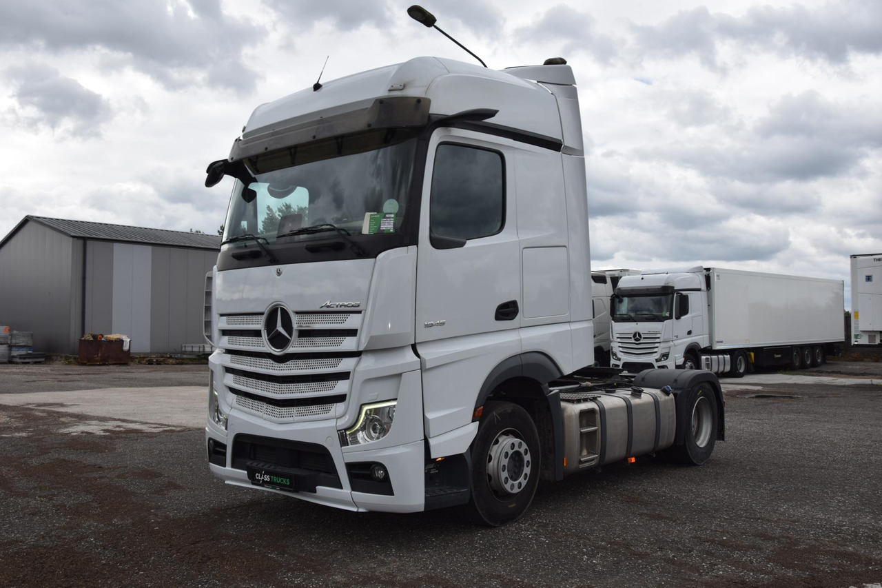 Mercedes-Benz Actros 5 1845 BigSpace Max tanks - وحدة جر: صورة 1 Mercedes-Benz Actros 5 1845 BigSpace Max tanks - وحدة جر: صورة 1