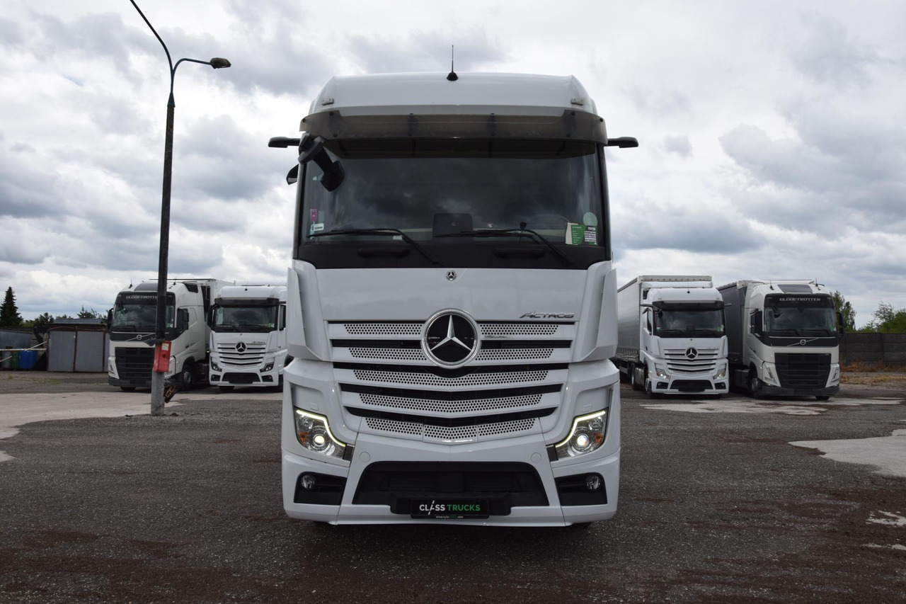 Mercedes-Benz Actros 5 1845 BigSpace Max tanks - وحدة جر: صورة 2 Mercedes-Benz Actros 5 1845 BigSpace Max tanks - وحدة جر: صورة 2