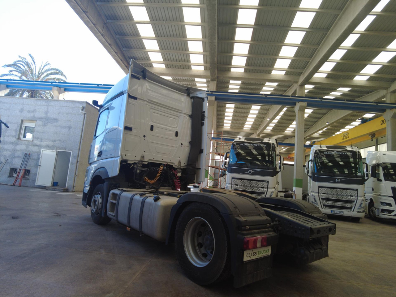 Mercedes-Benz Actros 5 1845 BigSpace, Max tanks - وحدة جر: صورة 4 Mercedes-Benz Actros 5 1845 BigSpace, Max tanks - وحدة جر: صورة 4