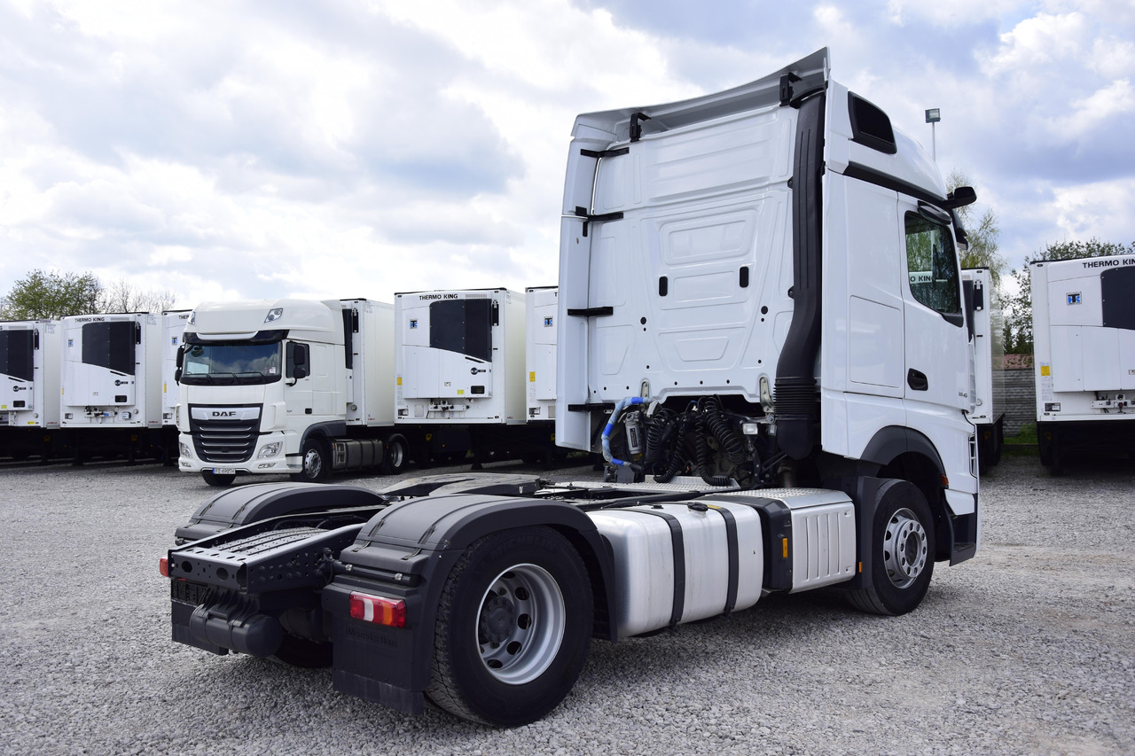 Mercedes-Benz Actros 5 1845 BigSpace - وحدة جر: صورة 4 Mercedes-Benz Actros 5 1845 BigSpace - وحدة جر: صورة 4