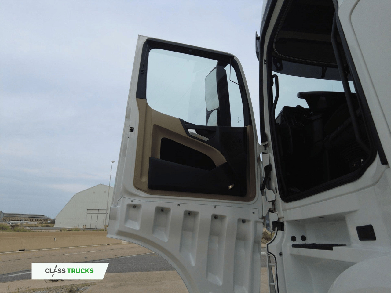 Mercedes-Benz Actros 5 1845 BigSpace - وحدة جر: صورة 3 Mercedes-Benz Actros 5 1845 BigSpace - وحدة جر: صورة 3