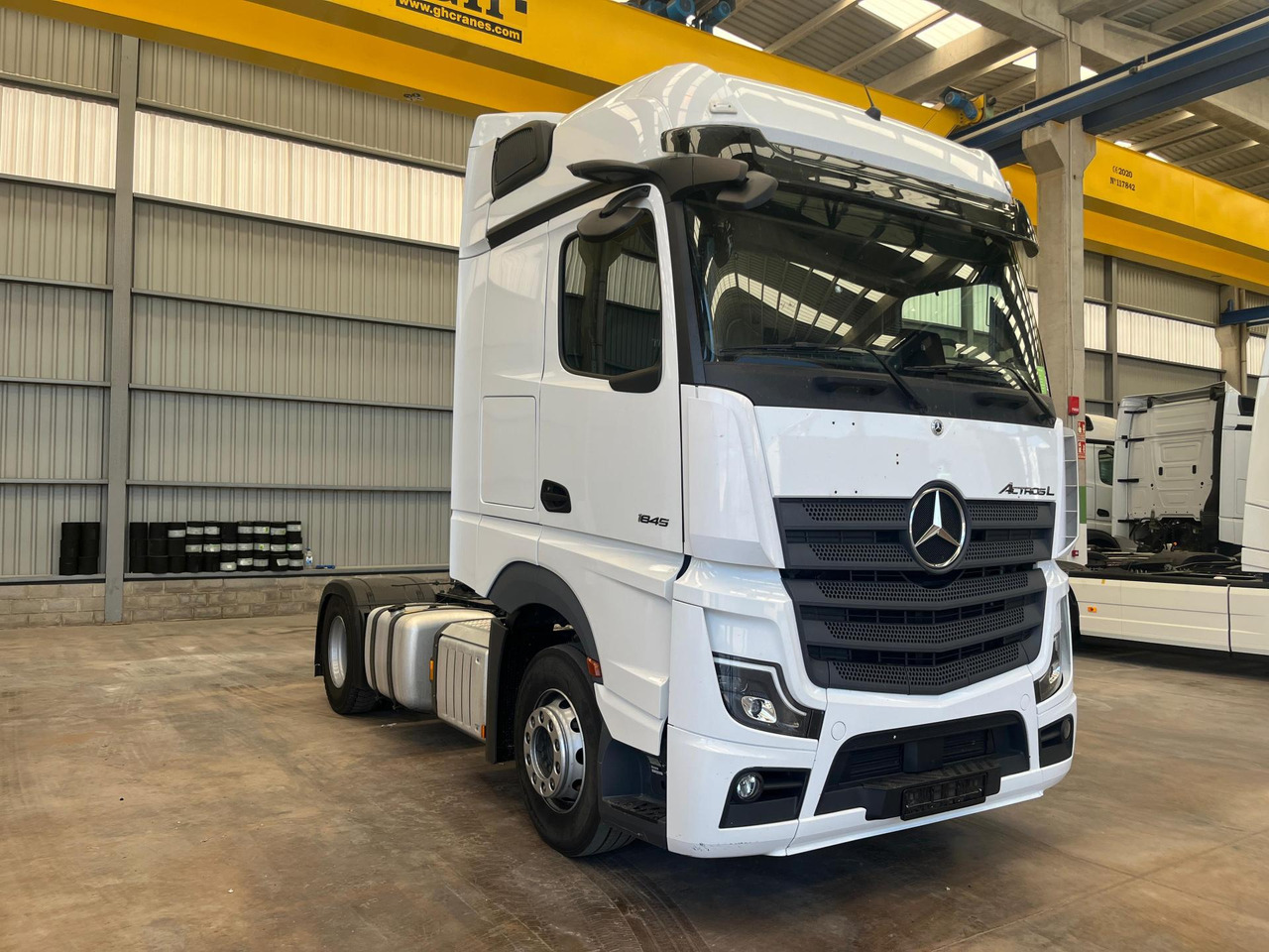 Mercedes-Benz Actros 5 1845 BigSpace - وحدة جر: صورة 2 Mercedes-Benz Actros 5 1845 BigSpace - وحدة جر: صورة 2