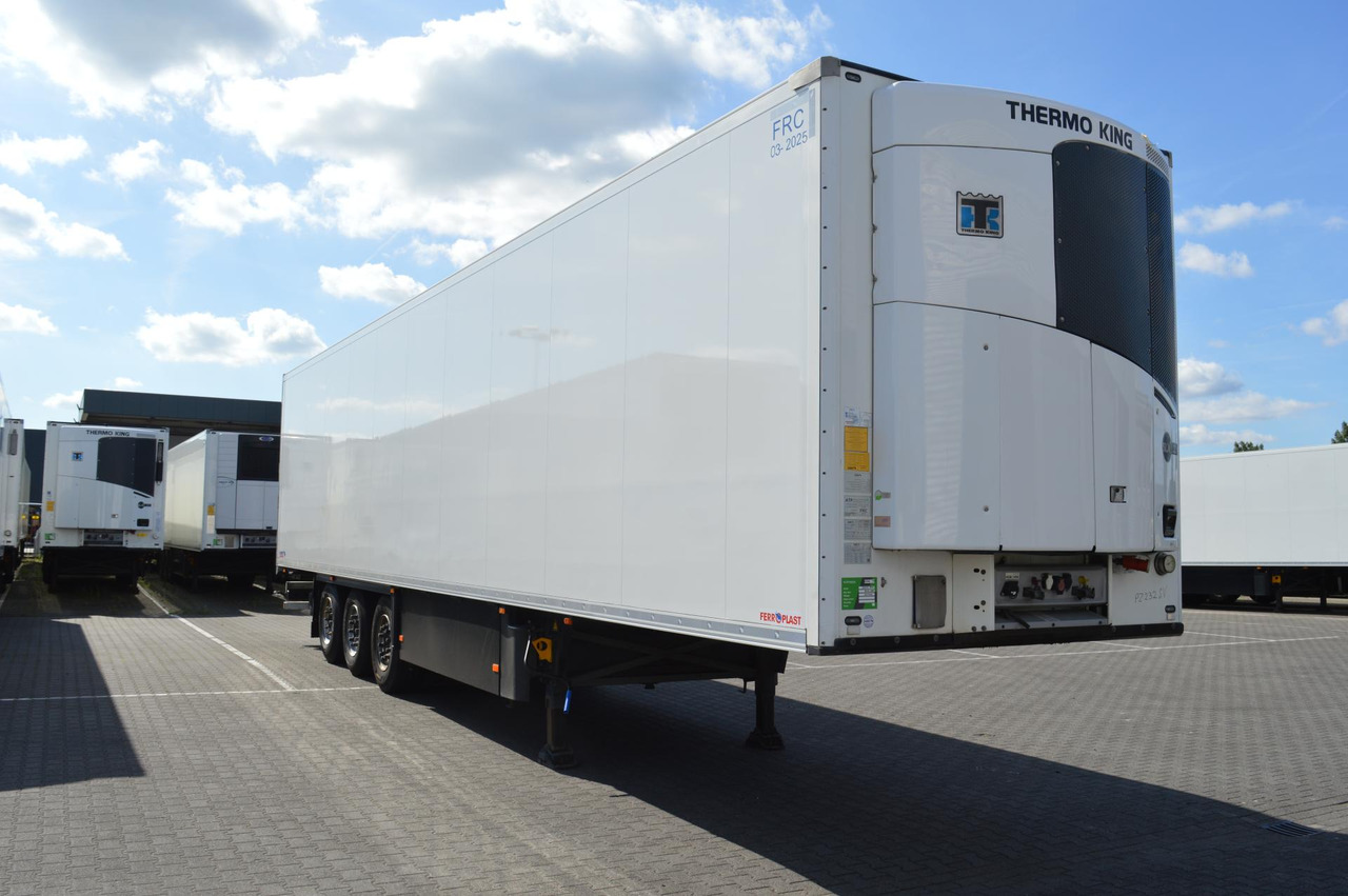Schmitz Cargobull SKO FP 45 ThermoKing SLXi 300 - نصف مقطورة مُبرِّدة: صورة 4 Schmitz Cargobull SKO FP 45 ThermoKing SLXi 300 - نصف مقطورة مُبرِّدة: صورة 4