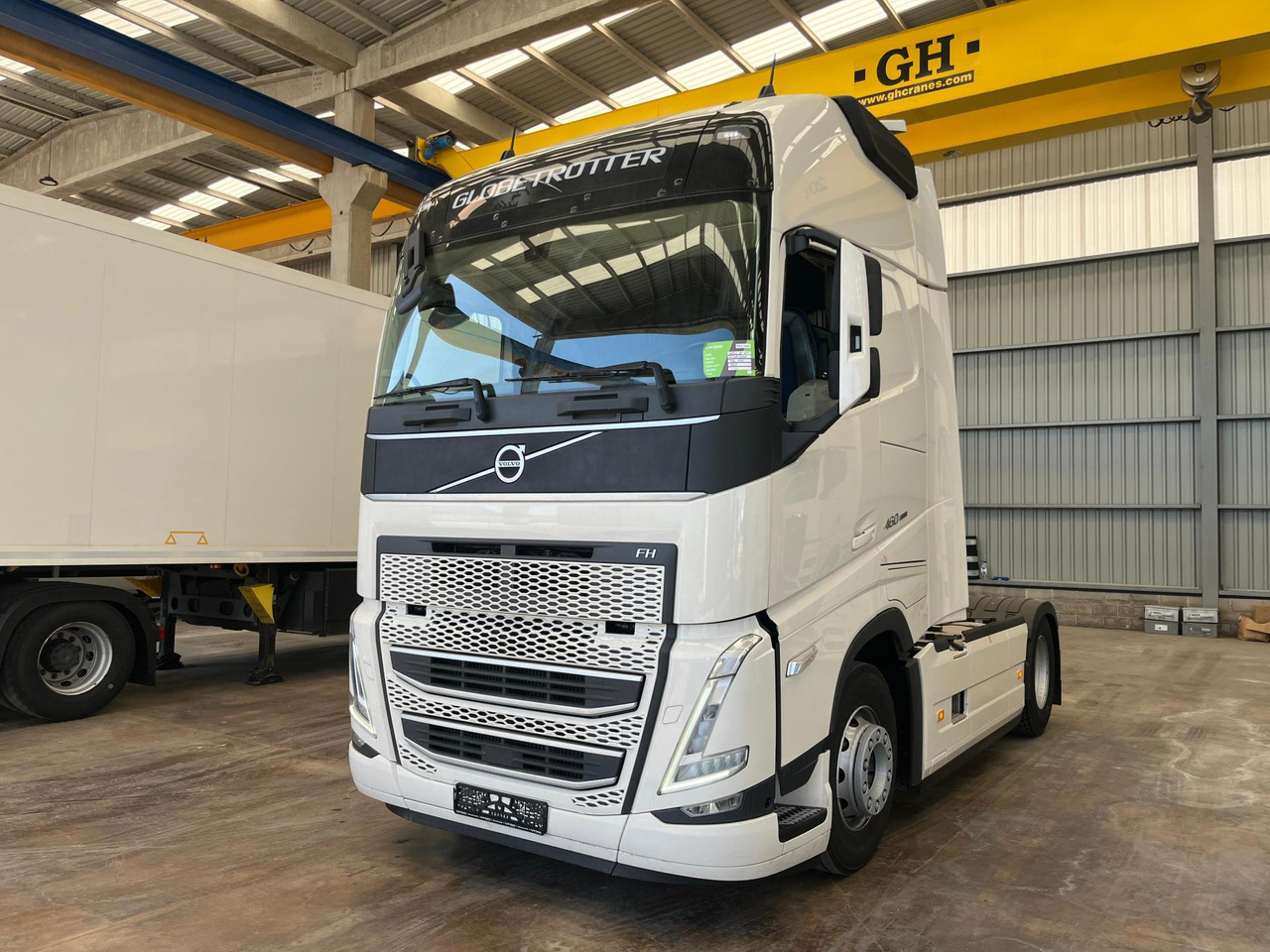 Volvo FH 460 Globetrotter XL i-Save Side Skirts - وحدة جر: صورة 1 Volvo FH 460 Globetrotter XL i-Save Side Skirts - وحدة جر: صورة 1