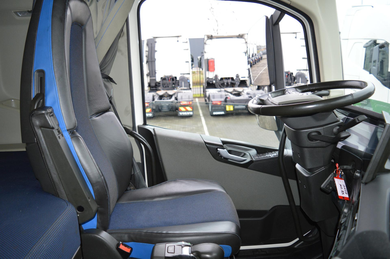 وحدة جر Volvo FH 500 Globetrotter XL: صورة 15