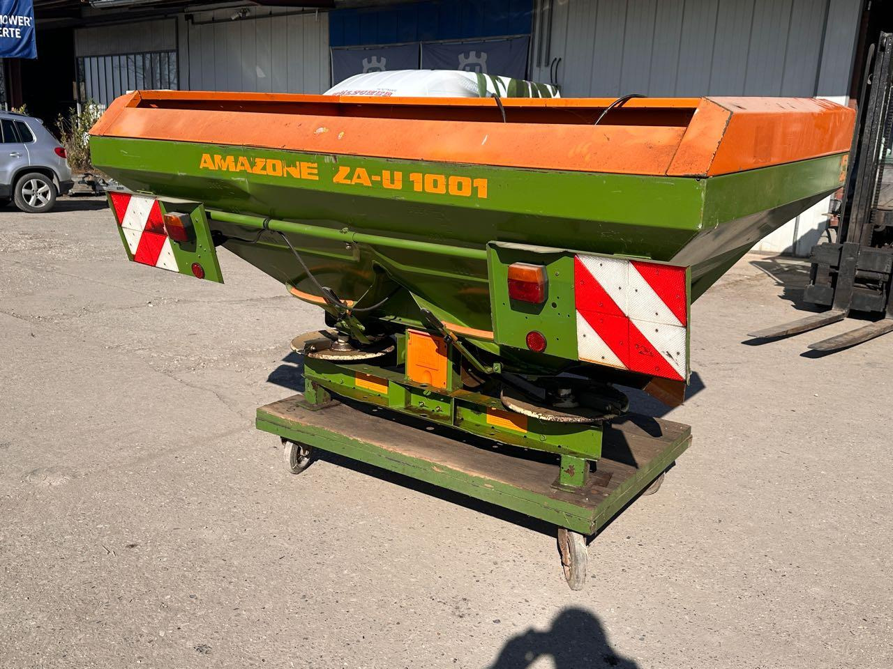 Amazone ZA-U 1001 - آلة رش السماد: صورة 1 Amazone ZA-U 1001 - آلة رش السماد: صورة 1
