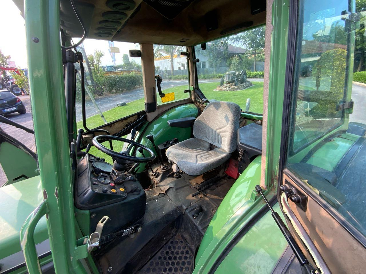 Fendt 275S - جرار: صورة 4 Fendt 275S - جرار: صورة 4