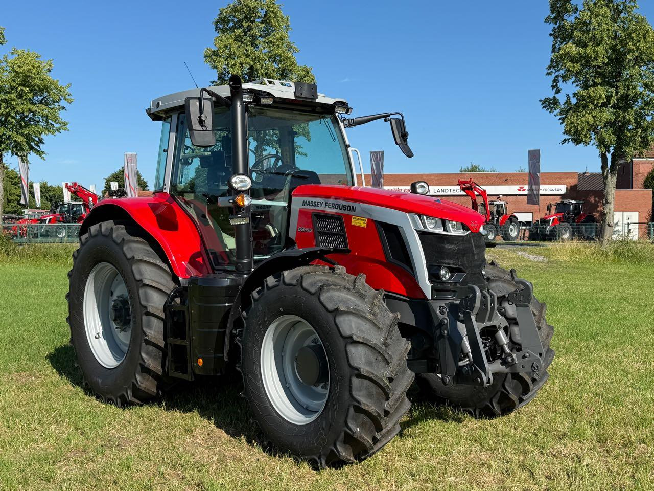 Massey Ferguson MF 6S.165 DYNA-VT - جرار: صورة 2 Massey Ferguson MF 6S.165 DYNA-VT - جرار: صورة 2