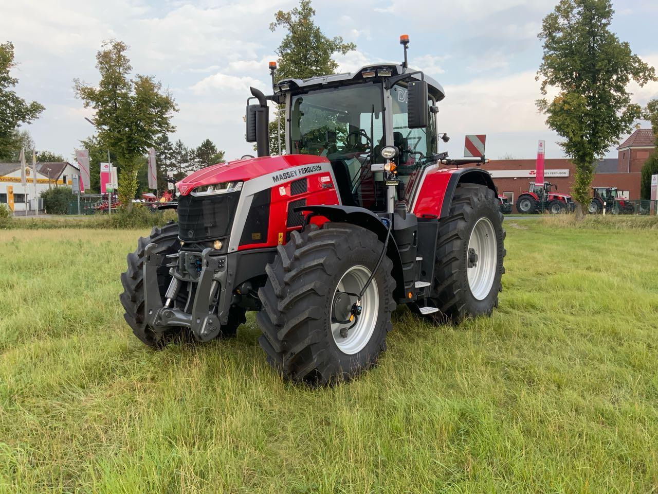 Massey Ferguson MF 8S.265 DYNA-VT - جرار: صورة 4 Massey Ferguson MF 8S.265 DYNA-VT - جرار: صورة 4