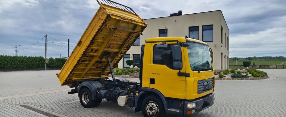 MAN TGL 8.210 * 2007 * 3-stronny KIPER * NOWE OPONY * MANUAL * RESOR * 3 MIEJSCA - شاحنة قلاب: صورة 1 MAN TGL 8.210 * 2007 * 3-stronny KIPER * NOWE OPONY * MANUAL * RESOR * 3 MIEJSCA - شاحنة قلاب: صورة 1