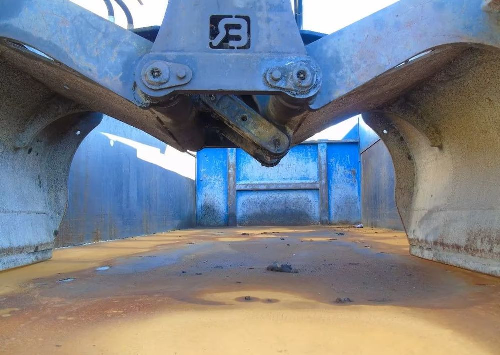 شاحنة قلاب, شاحنة كرين MAN TGS 26.400 6x6 – Wywrotka 3-stronna Meiller + Żuraw HIAB 166 E3 HIPRO – 429.222 km – Euro 4: صورة 19 شاحنة قلاب, شاحنة كرين MAN TGS 26.400 6x6 – Wywrotka 3-stronna Meiller + Żuraw HIAB 166 E3 HIPRO – 429.222 km – Euro 4: صورة 19