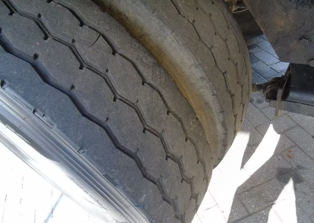 شاحنة قلاب, شاحنة كرين MAN TGS 26.400 6x6 – Wywrotka 3-stronna Meiller + Żuraw HIAB 166 E3 HIPRO – 429.222 km – Euro 4: صورة 8 شاحنة قلاب, شاحنة كرين MAN TGS 26.400 6x6 – Wywrotka 3-stronna Meiller + Żuraw HIAB 166 E3 HIPRO – 429.222 km – Euro 4: صورة 8