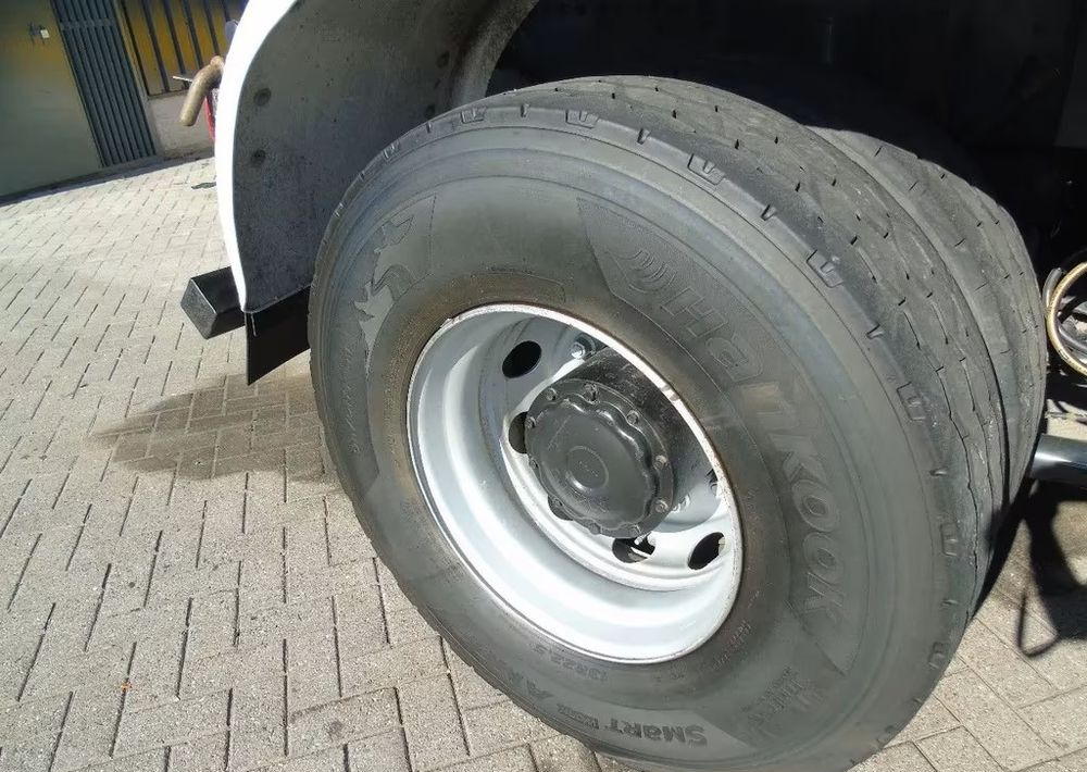 شاحنة قلاب, شاحنة كرين MAN TGS 26.400 6x6 – Wywrotka 3-stronna Meiller + Żuraw HIAB 166 E3 HIPRO – 429.222 km – Euro 4: صورة 27 شاحنة قلاب, شاحنة كرين MAN TGS 26.400 6x6 – Wywrotka 3-stronna Meiller + Żuraw HIAB 166 E3 HIPRO – 429.222 km – Euro 4: صورة 27