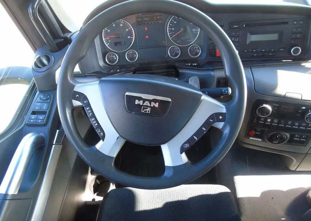 شاحنة قلاب, شاحنة كرين MAN TGS 26.400 6x6 – Wywrotka 3-stronna Meiller + Żuraw HIAB 166 E3 HIPRO – 429.222 km – Euro 4: صورة 21 شاحنة قلاب, شاحنة كرين MAN TGS 26.400 6x6 – Wywrotka 3-stronna Meiller + Żuraw HIAB 166 E3 HIPRO – 429.222 km – Euro 4: صورة 21