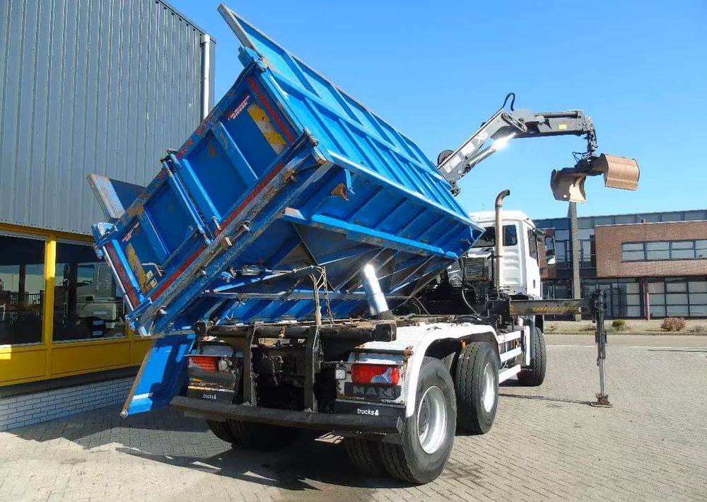 شاحنة قلاب, شاحنة كرين MAN TGS 26.400 6x6 – Wywrotka 3-stronna Meiller + Żuraw HIAB 166 E3 HIPRO – 429.222 km – Euro 4: صورة 10 شاحنة قلاب, شاحنة كرين MAN TGS 26.400 6x6 – Wywrotka 3-stronna Meiller + Żuraw HIAB 166 E3 HIPRO – 429.222 km – Euro 4: صورة 10