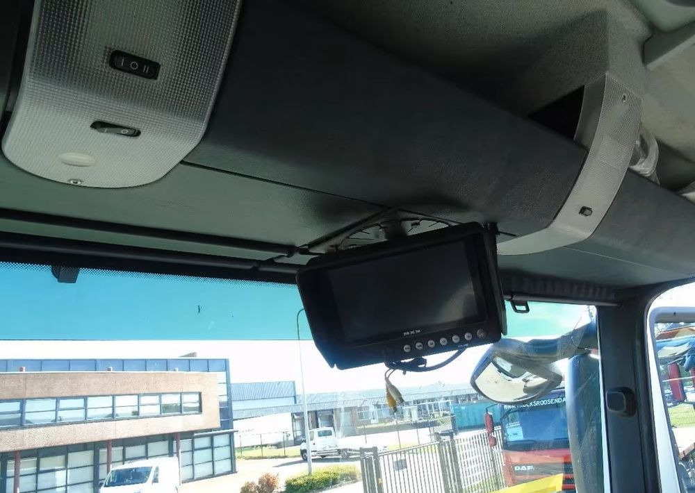 شاحنة قلاب, شاحنة كرين MAN TGS 26.400 6x6 – Wywrotka 3-stronna Meiller + Żuraw HIAB 166 E3 HIPRO – 429.222 km – Euro 4: صورة 36 شاحنة قلاب, شاحنة كرين MAN TGS 26.400 6x6 – Wywrotka 3-stronna Meiller + Żuraw HIAB 166 E3 HIPRO – 429.222 km – Euro 4: صورة 36