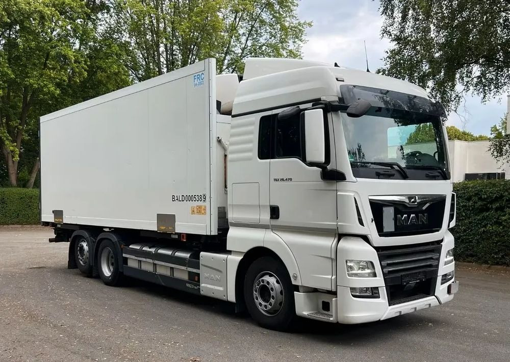MAN TGX 26.470 – Chłodnia z agregatem Thermo King / Retarder / Navi / Euro 6 /6x2 - شاحنة الفريزر: صورة 2 MAN TGX 26.470 – Chłodnia z agregatem Thermo King / Retarder / Navi / Euro 6 /6x2 - شاحنة الفريزر: صورة 2