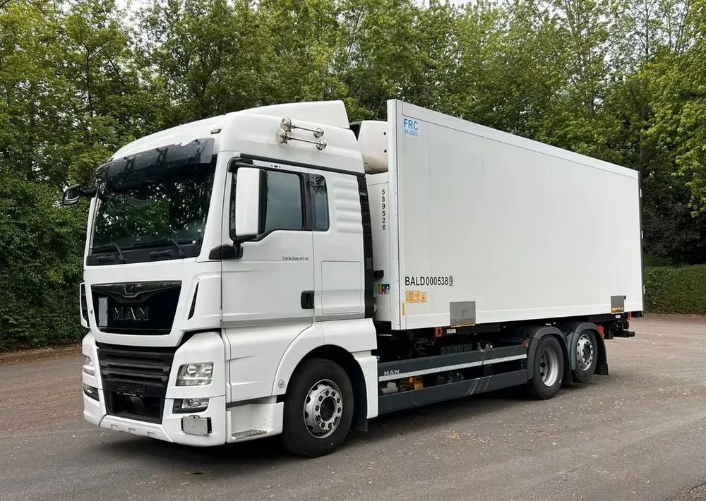 MAN TGX 26.470 – Chłodnia z agregatem Thermo King / Retarder / Navi / Euro 6 /6x2 - شاحنة الفريزر: صورة 1 MAN TGX 26.470 – Chłodnia z agregatem Thermo King / Retarder / Navi / Euro 6 /6x2 - شاحنة الفريزر: صورة 1