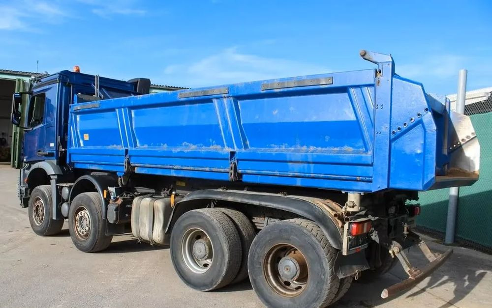 Mercedes-Benz 3245 | 8x4 | Wywrotka 3-stronna Meiller | Retarder | Bordmatik | Euro 6 | Klima | 308 798 km - شاحنة قلاب: صورة 4 Mercedes-Benz 3245 | 8x4 | Wywrotka 3-stronna Meiller | Retarder | Bordmatik | Euro 6 | Klima | 308 798 km - شاحنة قلاب: صورة 4