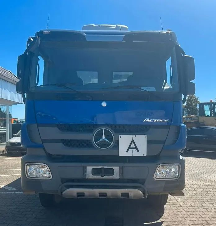 Mercedes-Benz Actros 4141 K 8x4 / Meiller Trójstronna Wywrotka / Automat / Euro 5 / Klima / 36T DMC - شاحنة قلاب: صورة 3 Mercedes-Benz Actros 4141 K 8x4 / Meiller Trójstronna Wywrotka / Automat / Euro 5 / Klima / 36T DMC - شاحنة قلاب: صورة 3