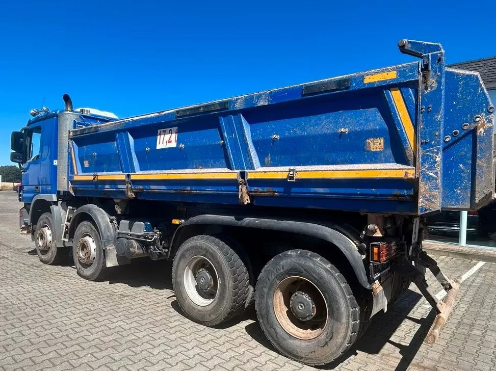 Mercedes-Benz Actros 4141 K 8x4 / Meiller Trójstronna Wywrotka / Automat / Euro 5 / Klima / 36T DMC - شاحنة قلاب: صورة 4 Mercedes-Benz Actros 4141 K 8x4 / Meiller Trójstronna Wywrotka / Automat / Euro 5 / Klima / 36T DMC - شاحنة قلاب: صورة 4