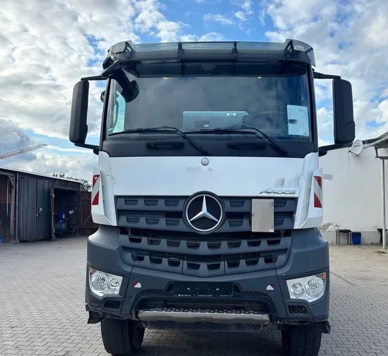 Mercedes-Benz Mercedes-Benz Arocs 4145AK 8x6 Allrad | Wywrotka Schmitz Mulda z hydrauliczną zabudową kiprującą | Euro 6c | Przebieg: 144 249 km !!!! - شاحنة قلاب: صورة 4 Mercedes-Benz Mercedes-Benz Arocs 4145AK 8x6 Allrad | Wywrotka Schmitz Mulda z hydrauliczną zabudową kiprującą | Euro 6c | Przebieg: 144 249 km !!!! - شاحنة قلاب: صورة 4