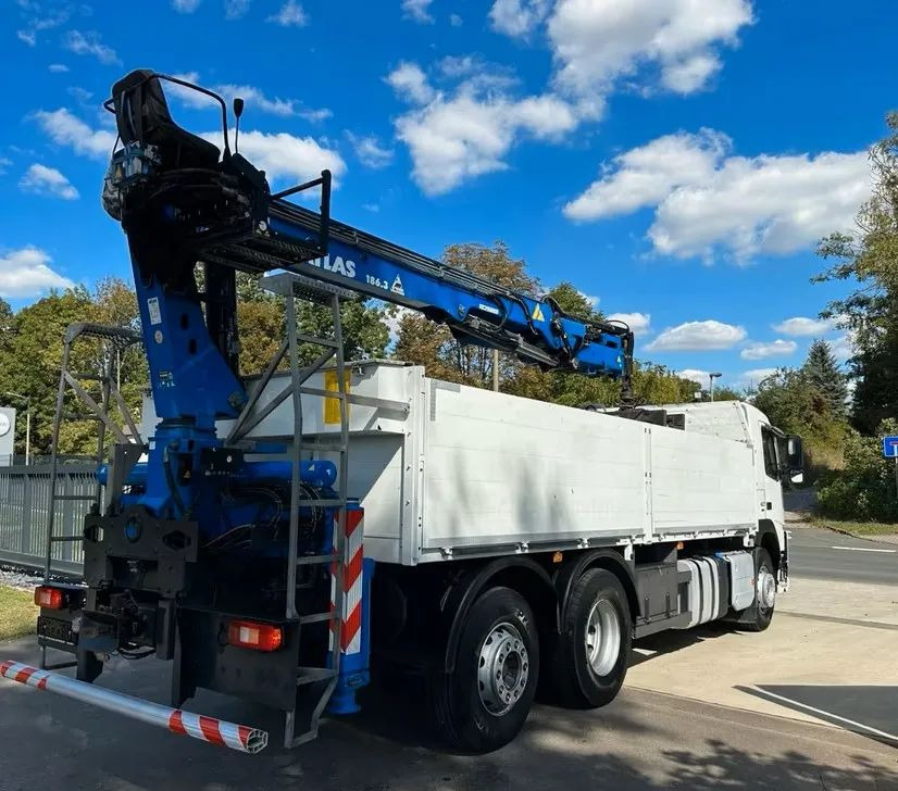 Volvo FM420 6x2 z zabudową budowlaną  / oś podnoszona i skrętna / HDS Atlas / Euro 6 / 238 000 km - شاحنات مسطحة, شاحنة كرين: صورة 4 Volvo FM420 6x2 z zabudową budowlaną  / oś podnoszona i skrętna / HDS Atlas / Euro 6 / 238 000 km - شاحنات مسطحة, شاحنة كرين: صورة 4