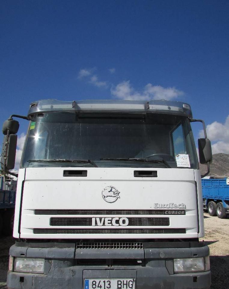IVECO 260 E31 6X2 CAJA FIJA - شاحنات مسطحة: صورة 2 IVECO 260 E31 6X2 CAJA FIJA - شاحنات مسطحة: صورة 2