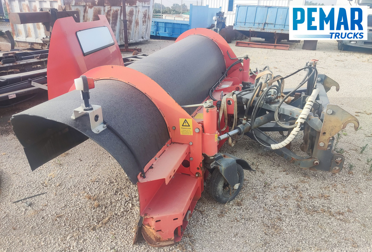 MAHLERS ROSSO 2000 37KP - ماكينة إزالة الجليد عن الطائرات: صورة 2 MAHLERS ROSSO 2000 37KP - ماكينة إزالة الجليد عن الطائرات: صورة 2