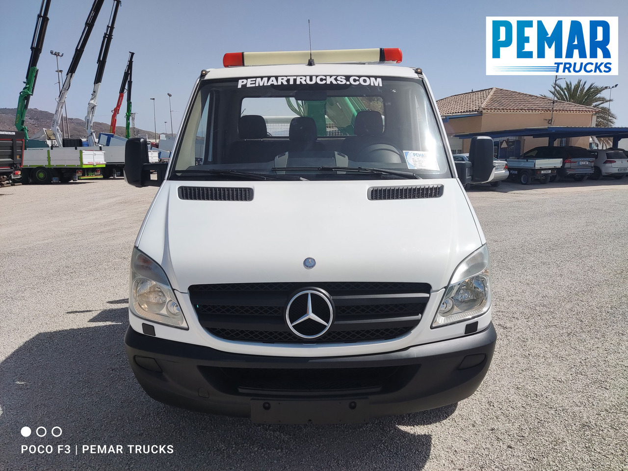 MERCEDES-BENZ SPRINTER 515 CDI GRUA CAJA FIJA 150 CV - شاحنات مسطحة, شاحنة كرين: صورة 2 MERCEDES-BENZ SPRINTER 515 CDI GRUA CAJA FIJA 150 CV - شاحنات مسطحة, شاحنة كرين: صورة 2